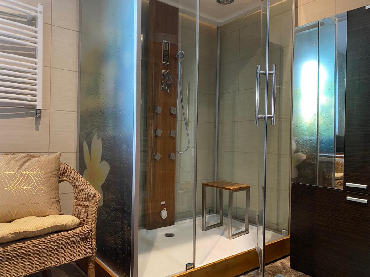 Lux Apartment - Lakefront Apartment In Kamien With Sauna & Hot Tub Only 30 Minutes From Gdansk And Gdynia Esterno foto