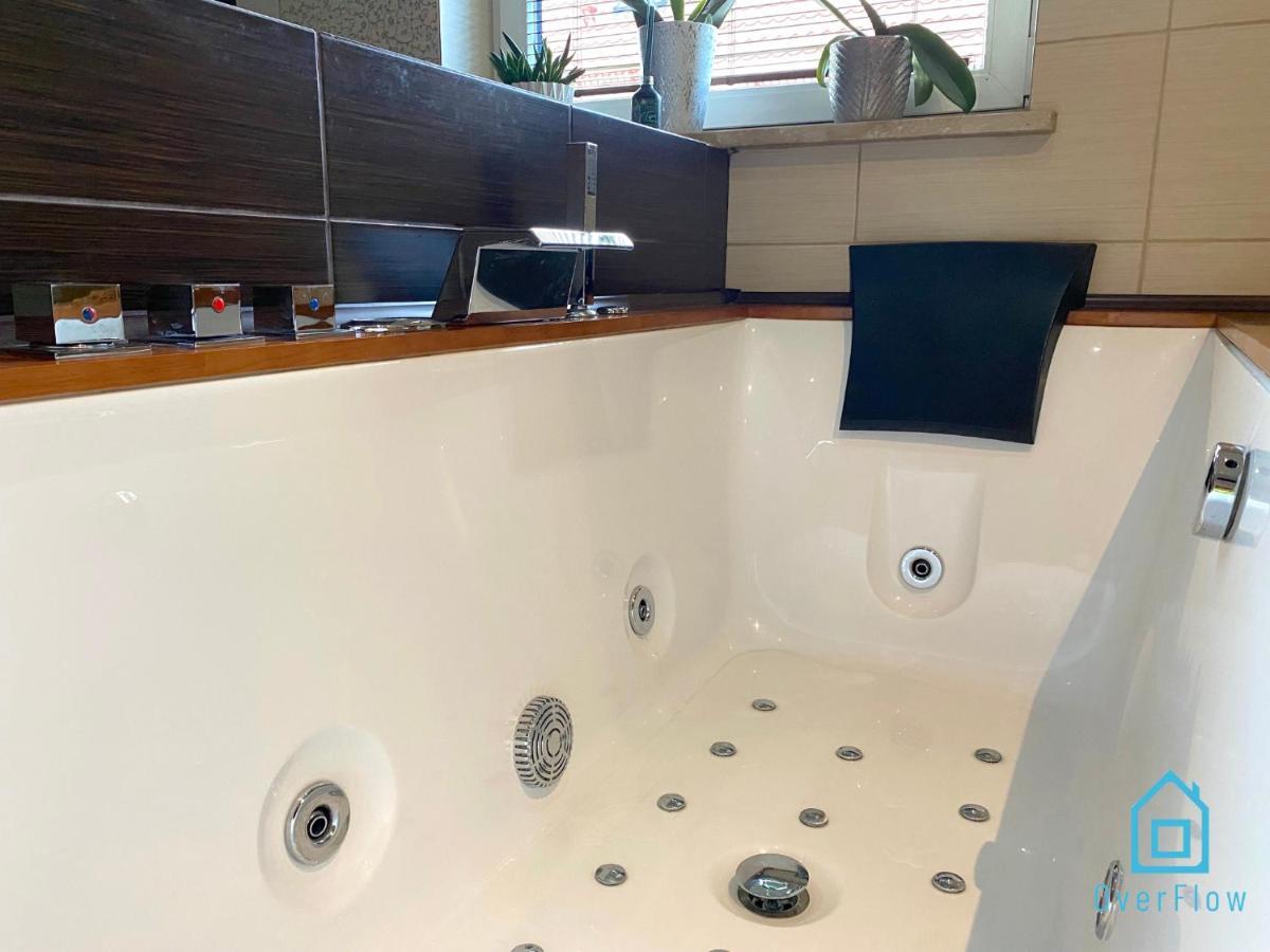 Lux Apartment - Lakefront Apartment In Kamien With Sauna & Hot Tub Only 30 Minutes From Gdansk And Gdynia Esterno foto